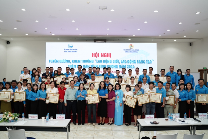 Lao động giỏi, lao động sáng tạo ở Bình Dương làm lợi trên 400 tỉ đồng- Ảnh 4. Lao động giỏi, lao động sáng tạo ở Bình Dương làm lợi trên 400 tỉ đồng- Ảnh 4.