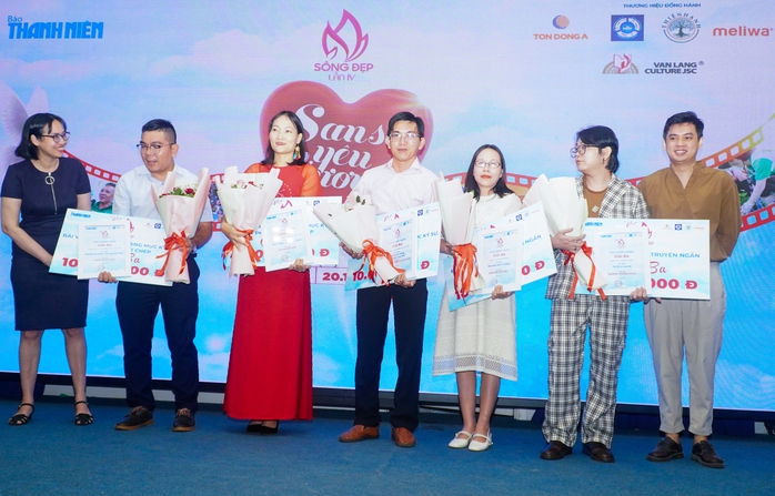 Cuộc thi “Sống đẹp”: Kết nối sự tử tế- Ảnh 5. Cuộc thi “Sống đẹp”: Kết nối sự tử tế- Ảnh 5.