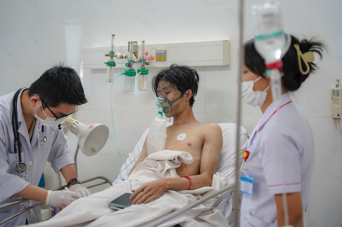 Cháy nhà 4 tầng ở quận Tân Bình: Thông tin mới nhất về các nạn nhân - Ảnh 4. Cháy nhà 4 tầng ở quận Tân Bình: Thông tin mới nhất về các nạn nhân - Ảnh 4.