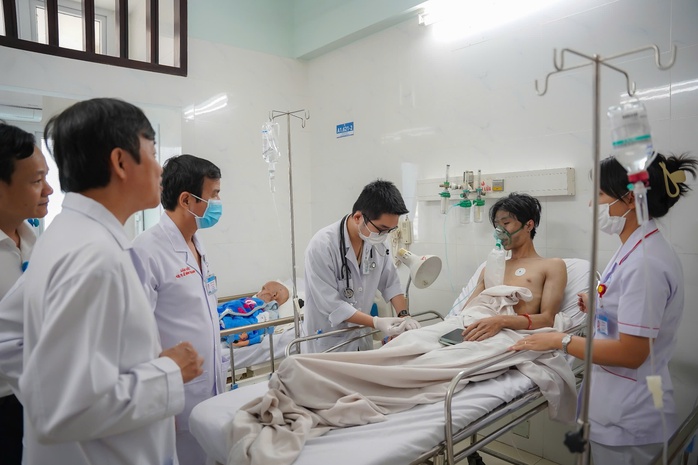 Lời kể của nạn nhân trong vụ cháy nhà 4 tầng ở quận Tân Bình, TP HCM- Ảnh 4. Lời kể của nạn nhân trong vụ cháy nhà 4 tầng ở quận Tân Bình, TP HCM- Ảnh 4.