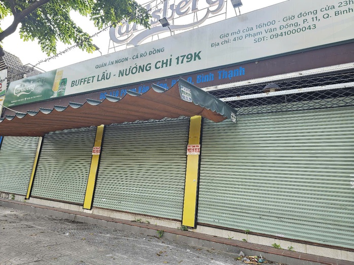 Hàng quán tại TP HCM lại đua nhau đóng cửa, chuyện gì đang xảy ra?- Ảnh 2. Hàng quán tại TP HCM lại đua nhau đóng cửa, chuyện gì đang xảy ra?- Ảnh 2.