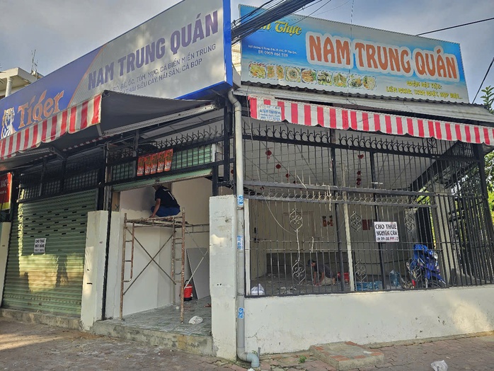 Hàng quán tại TP HCM lại đua nhau đóng cửa, chuyện gì đang xảy ra?- Ảnh 3. Hàng quán tại TP HCM lại đua nhau đóng cửa, chuyện gì đang xảy ra?- Ảnh 3.