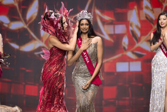 Người đẹp Malaysia đăng quang Miss Charm 2024
- Ảnh 3. Người đẹp Malaysia đăng quang Miss Charm 2024
- Ảnh 3.