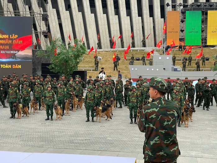 40 quân khuyển xuất sắc lên sóng truyền hình trực tiếp- Ảnh 9. 40 quân khuyển xuất sắc lên sóng truyền hình trực tiếp- Ảnh 9.