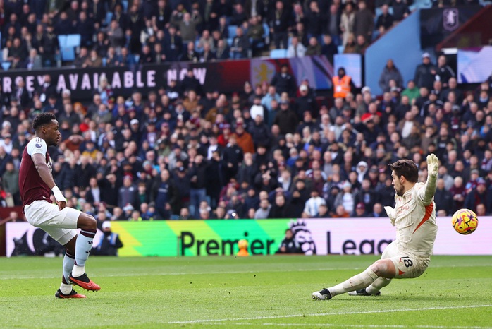 Man City thua thảm, Aston Villa lên Top 5 Ngoại hạng- Ảnh 1. Man City thua thảm, Aston Villa lên Top 5 Ngoại hạng- Ảnh 1.