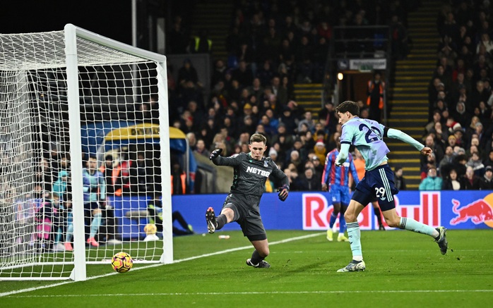 Đè bẹp chủ nhà Crystal Palace, Arsenal vững chân Top 3 Ngoại hạng- Ảnh 4. Đè bẹp chủ nhà Crystal Palace, Arsenal vững chân Top 3 Ngoại hạng- Ảnh 4.