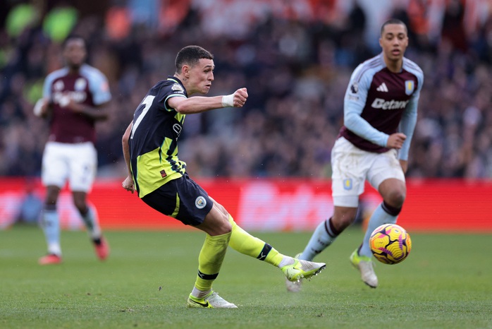 Man City thua thảm, Aston Villa lên Top 5 Ngoại hạng- Ảnh 3. Man City thua thảm, Aston Villa lên Top 5 Ngoại hạng- Ảnh 3.