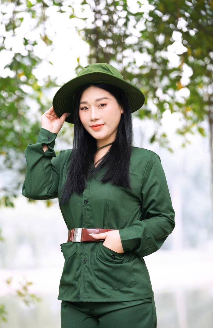 Dự án "Vang mãi khúc quân hành" của NSƯT Hương Giang- Ảnh 2. Dự án "Vang mãi khúc quân hành" của NSƯT Hương Giang- Ảnh 2.