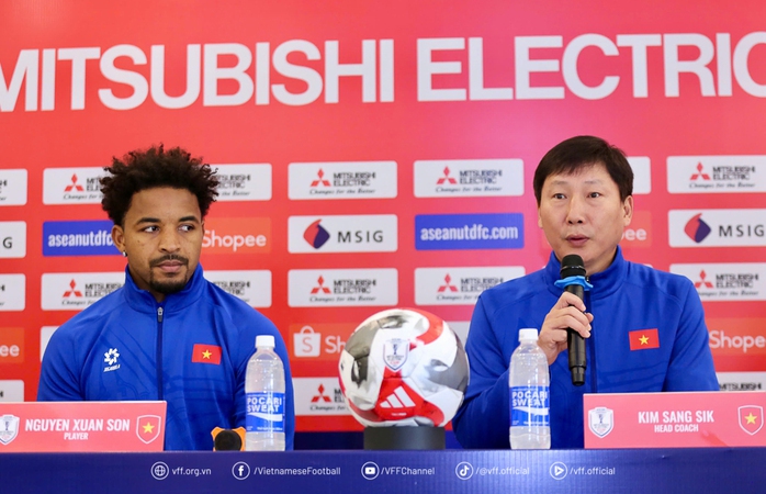 Rafaelson sẵn sàng cho lần đầu khoác áo tuyển Việt Nam- Ảnh 2. Rafaelson sẵn sàng cho lần đầu khoác áo tuyển Việt Nam- Ảnh 2.