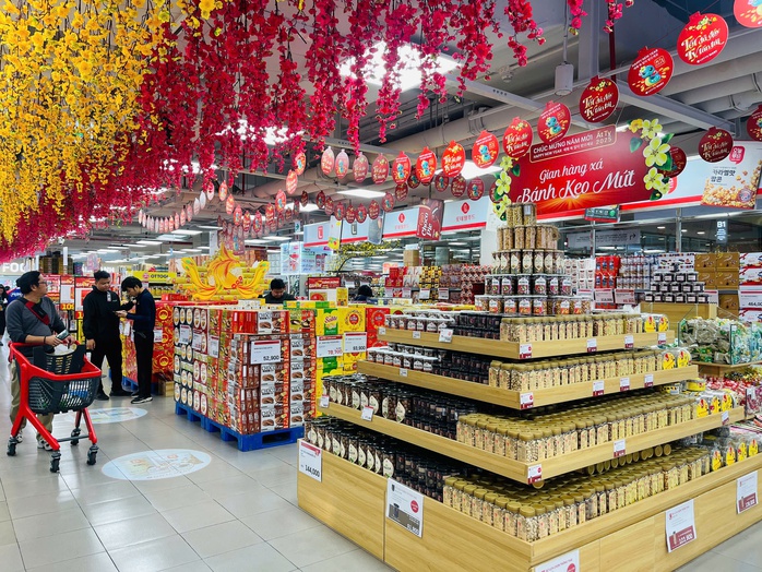 Thông báo quan trọng của nhiều siêu thị ở TP HCM về phục vụ Tết - Ảnh 1. Thông báo quan trọng của nhiều siêu thị ở TP HCM về phục vụ Tết - Ảnh 1.