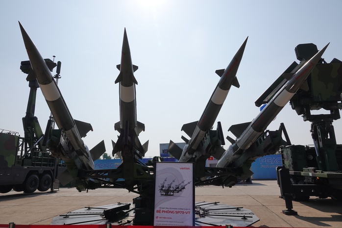 Triển lãm Quốc phòng 2024: Ký kết 16 hợp đồng tổng giá trị 286 triệu USD- Ảnh 2. Triển lãm Quốc phòng 2024: Ký kết 16 hợp đồng tổng giá trị 286 triệu USD- Ảnh 2.