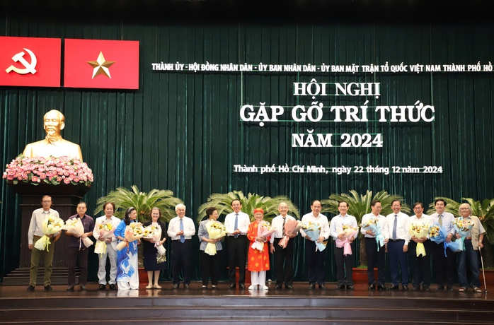 TP HCM: Quyết tâm phát huy những điểm mạnh của đội ngũ trí thức- Ảnh 3. TP HCM: Quyết tâm phát huy những điểm mạnh của đội ngũ trí thức- Ảnh 3.