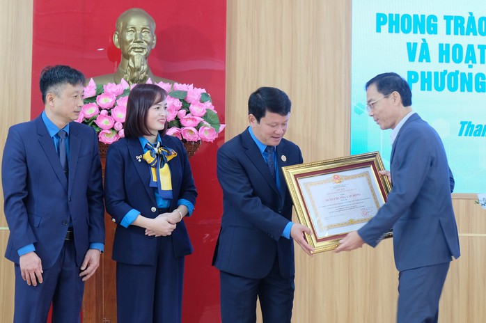 LĐLĐ tỉnh Thanh Hóa: Đơn vị xuất sắc dẫn đầu phong trào thi đua CNVC-LĐ- Ảnh 3. LĐLĐ tỉnh Thanh Hóa: Đơn vị xuất sắc dẫn đầu phong trào thi đua CNVC-LĐ- Ảnh 3.