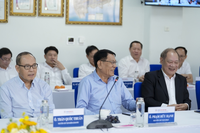 Hành trình gắn kết các thế hệ EVNGENCO3- Ảnh 2. Hành trình gắn kết các thế hệ EVNGENCO3- Ảnh 2.