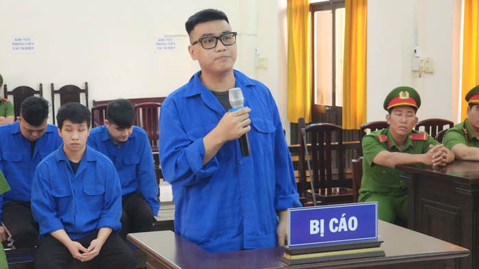 CLIP: Ngày trả giá của 4 kẻ lừa đảo người dân qua điện thoại- Ảnh 3. CLIP: Ngày trả giá của 4 kẻ lừa đảo người dân qua điện thoại- Ảnh 3.