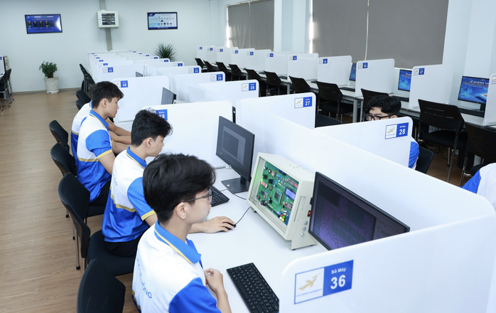 Trường ĐH Lạc Hồng đưa vào hoạt động phòng thực hành vi mạch bán dẫn- Ảnh 1. Trường ĐH Lạc Hồng đưa vào hoạt động phòng thực hành vi mạch bán dẫn- Ảnh 1.