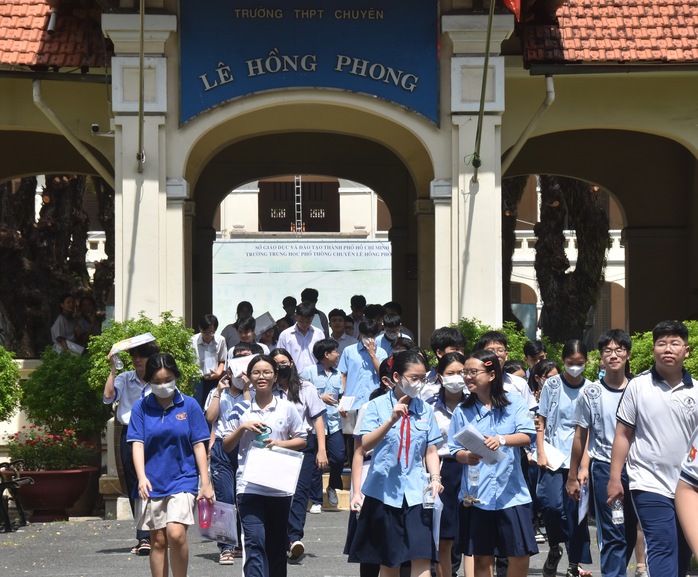 Tuyển sinh lớp 10 tại TP HCM: Trường tốp đầu dự kiến tăng chỉ tiêu- Ảnh 1. Tuyển sinh lớp 10 tại TP HCM: Trường tốp đầu dự kiến tăng chỉ tiêu- Ảnh 1.