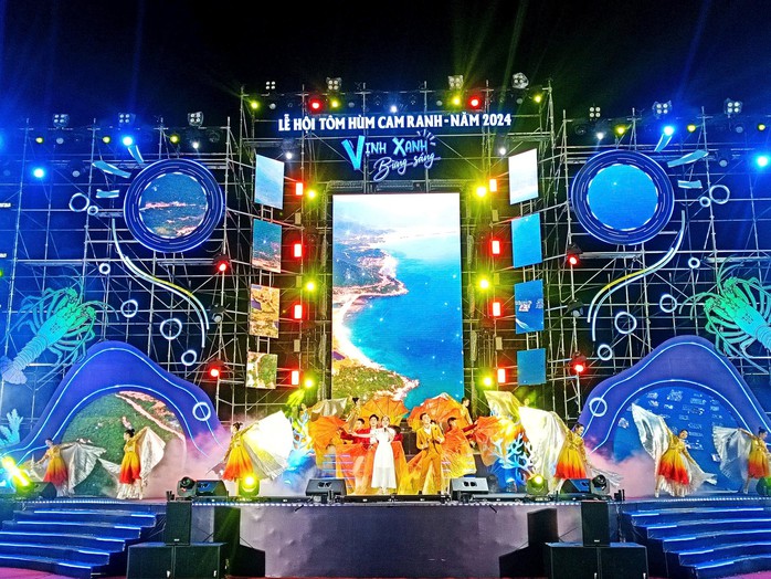 Đón chờ làng hải sản lớn tại Cam Ranh, thỏa lòng tín đồ mê tôm hùm- Ảnh 1. Đón chờ làng hải sản lớn tại Cam Ranh, thỏa lòng tín đồ mê tôm hùm- Ảnh 1.