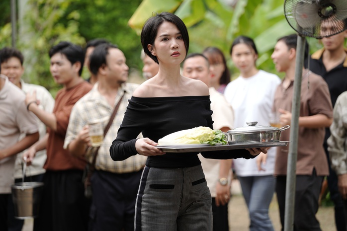 Phim có Hồng Đào, Việt Hương thu hơn 34 tỉ đồng- Ảnh 4. Phim có Hồng Đào, Việt Hương thu hơn 34 tỉ đồng- Ảnh 4.