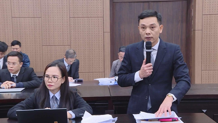 Vụ "Chuyến bay giải cứu": Nhiều bị cáo bật khóc hối hận khi tự bào chữa- Ảnh 2. Vụ "Chuyến bay giải cứu": Nhiều bị cáo bật khóc hối hận khi tự bào chữa- Ảnh 2.