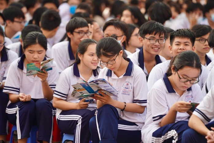Bà Rịa - Vũng Tàu khảo sát cho học sinh nghỉ học ngày thứ 7- Ảnh 1. Bà Rịa - Vũng Tàu khảo sát cho học sinh nghỉ học ngày thứ 7- Ảnh 1.