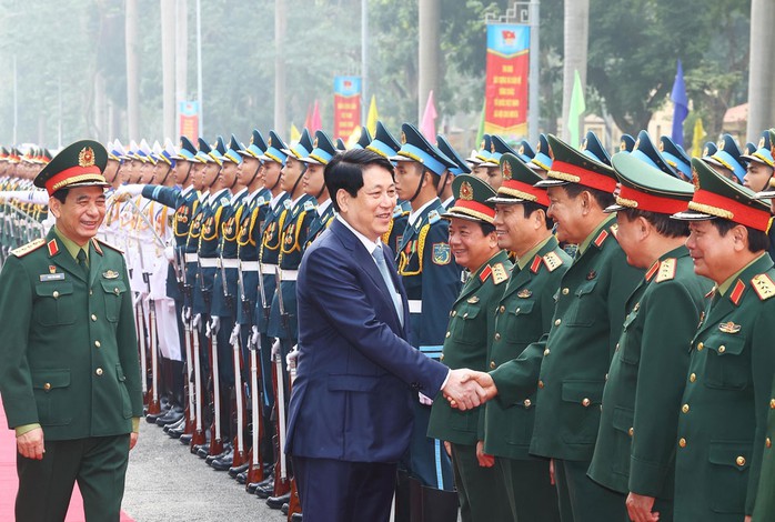 Chủ tịch nước Lương Cường với lãnh đạo Quân ủy Trung ương - Bộ Quốc phòng. Ảnh: TTXVN Chủ tịch nước Lương Cường với lãnh đạo Quân ủy Trung ương - Bộ Quốc phòng. Ảnh: TTXVN