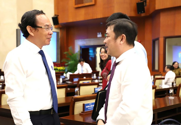 Bí thư Thành ủy TP HCM Nguyễn Văn Nên bên lề hội nghị tổng kết thực hiện nhiệm vụ phát triển kinh tế - xã hội năm 2024; quán triệt, triển khai nhiệm vụ năm 2025 diễn ra ngày 26-12 Bí thư Thành ủy TP HCM Nguyễn Văn Nên bên lề hội nghị tổng kết thực hiện nhiệm vụ phát triển kinh tế - xã hội năm 2024; quán triệt, triển khai nhiệm vụ năm 2025 diễn ra ngày 26-12