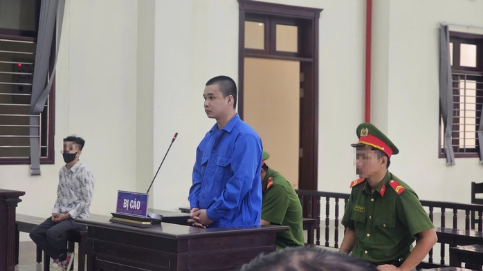 Kẻ sát hại tài xế xe ôm xin lỗi mẹ và gia đình nạn nhân- Ảnh 1. Kẻ sát hại tài xế xe ôm xin lỗi mẹ và gia đình nạn nhân- Ảnh 1.