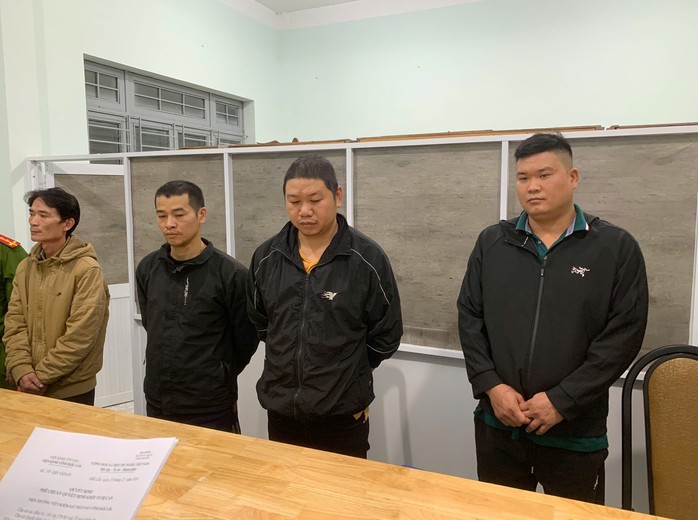 Hãi hùng phát hiện 6 cơ sở dùng hoạt chất độc hại làm ra hàng chục ngàn tấn giá đỗ- Ảnh 1. Hãi hùng phát hiện 6 cơ sở dùng hoạt chất độc hại làm ra hàng chục ngàn tấn giá đỗ- Ảnh 1.