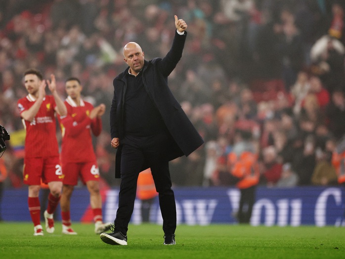 Một vòng đấu kỳ lạ ở Anh, chỉ còn Arsenal đủ sức cản Liverpool...- Ảnh 7. Một vòng đấu kỳ lạ ở Anh, chỉ còn Arsenal đủ sức cản Liverpool...- Ảnh 7.