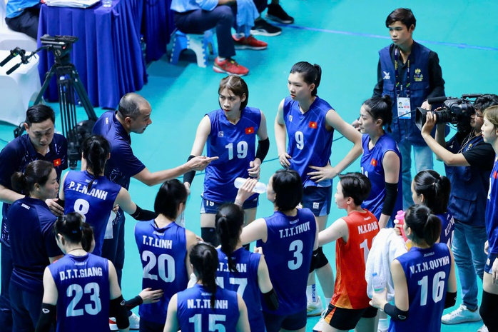 Tuyển bóng chuyền nữ được bình chọn "Tập thể thể thao tiêu biểu toàn quốc 2024"- Ảnh 4. Tuyển bóng chuyền nữ được bình chọn "Tập thể thể thao tiêu biểu toàn quốc 2024"- Ảnh 4.