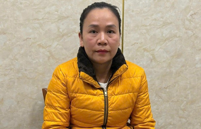 Công an tìm thấy người phụ nữ 45 tuổi, bị truy nã đặc biệt- Ảnh 2. Công an tìm thấy người phụ nữ 45 tuổi, bị truy nã đặc biệt- Ảnh 2.