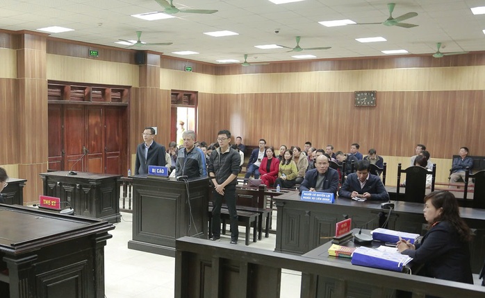 Cựu hiệu trưởng trường cao đẳng lĩnh án 66 tháng tù- Ảnh 1. Cựu hiệu trưởng trường cao đẳng lĩnh án 66 tháng tù- Ảnh 1.