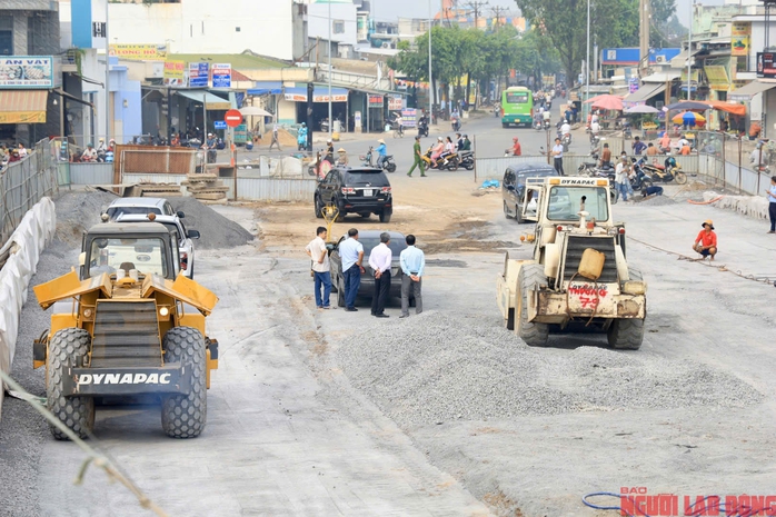 Hai cây cầu lớn ở Bình Tân chạy nước rút thông xe trước Tết- Ảnh 4. Hai cây cầu lớn ở Bình Tân chạy nước rút thông xe trước Tết- Ảnh 4.