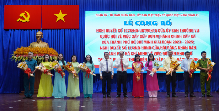 Quận 11 (TP HCM): Không để xảy ra thất thoát, tiêu cực, lãng phí khi sáp nhập phường- Ảnh 1. Quận 11 (TP HCM): Không để xảy ra thất thoát, tiêu cực, lãng phí khi sáp nhập phường- Ảnh 1.