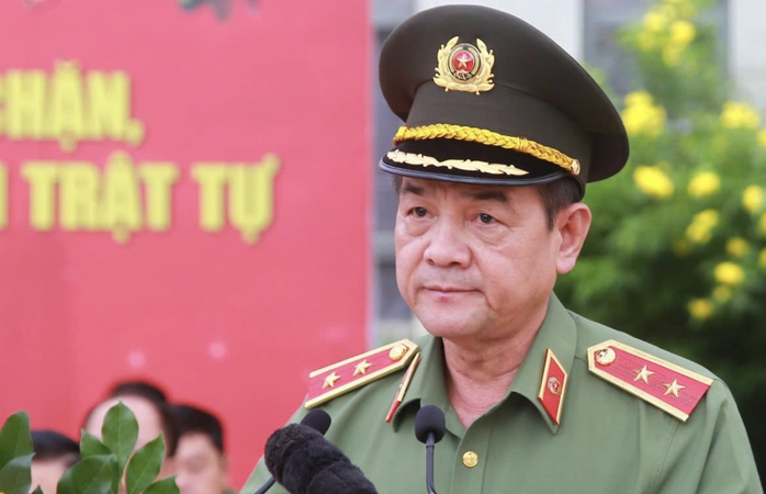 Giám đốc Công an TP HCM nhận Huân chương Chiến công hạng Nhất- Ảnh 1. Giám đốc Công an TP HCM nhận Huân chương Chiến công hạng Nhất- Ảnh 1.