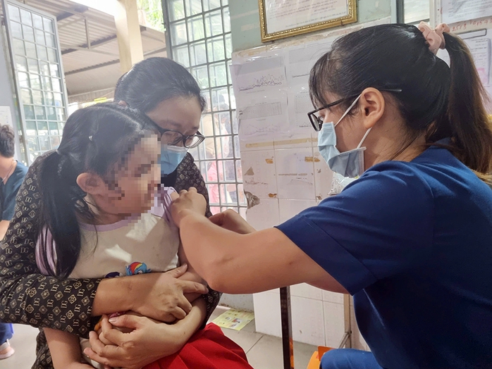 Một thanh niên 26 tuổi ở Đồng Nai tử vong do mắc sởi- Ảnh 1. Một thanh niên 26 tuổi ở Đồng Nai tử vong do mắc sởi- Ảnh 1.