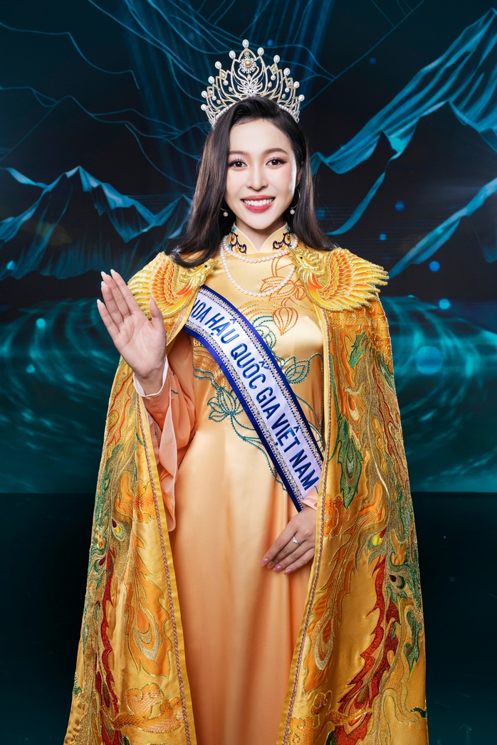 Nguyễn Ngọc Kiều Duy đăng quang Hoa hậu Quốc gia Việt Nam 2024
- Ảnh 1. Nguyễn Ngọc Kiều Duy đăng quang Hoa hậu Quốc gia Việt Nam 2024
- Ảnh 1.
