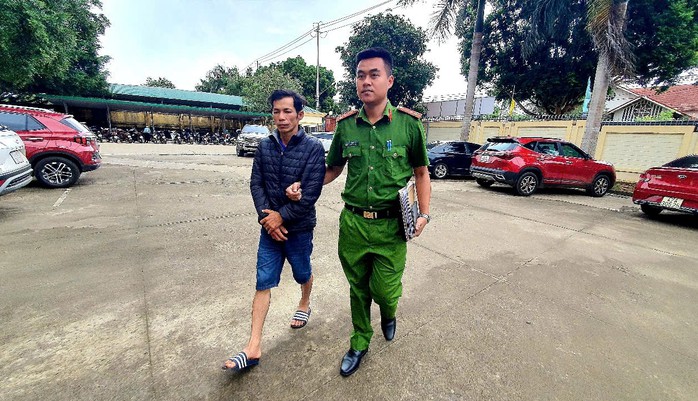Đối tượng "vào tù ra khám" tiếp tục đột nhập nhà dân trộm cắp vàng- Ảnh 1. Đối tượng "vào tù ra khám" tiếp tục đột nhập nhà dân trộm cắp vàng- Ảnh 1.