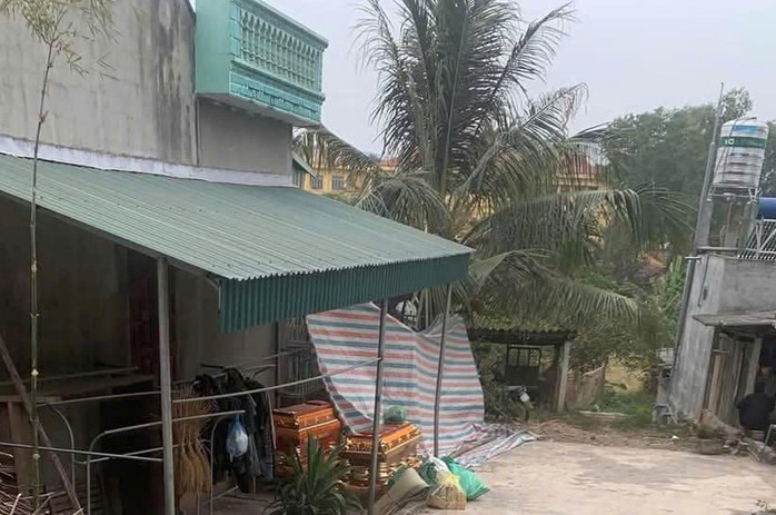 Cặp vợ chồng bị gã hàng xóm sát hại dã man- Ảnh 1. Cặp vợ chồng bị gã hàng xóm sát hại dã man- Ảnh 1.
