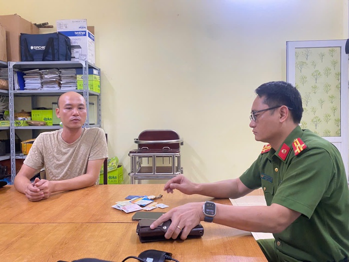 Hàng trăm người dân “sập bẫy” nhóm lừa đảo đặt trụ sở ở nước ngoài- Ảnh 3. Hàng trăm người dân “sập bẫy” nhóm lừa đảo đặt trụ sở ở nước ngoài- Ảnh 3.