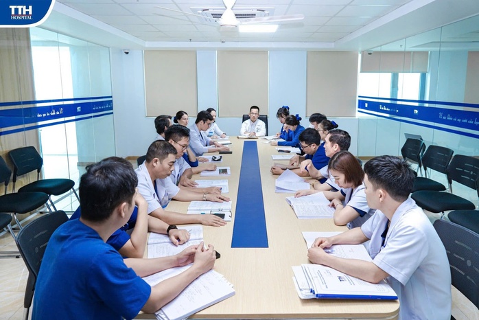 Giành lại sự sống cho cụ bà 82 tuổi từng bị trả về "lo hậu sự"- Ảnh 1. Giành lại sự sống cho cụ bà 82 tuổi từng bị trả về "lo hậu sự"- Ảnh 1.