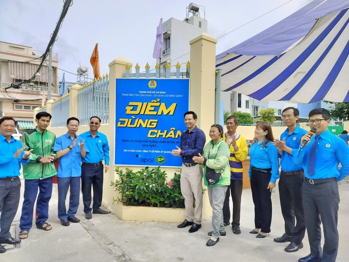 Nhiều mô hình hay nhằm chăm lo, bảo vệ hiệu quả đoàn viên - lao động - Ảnh 3. Nhiều mô hình hay nhằm chăm lo, bảo vệ hiệu quả đoàn viên - lao động - Ảnh 3.