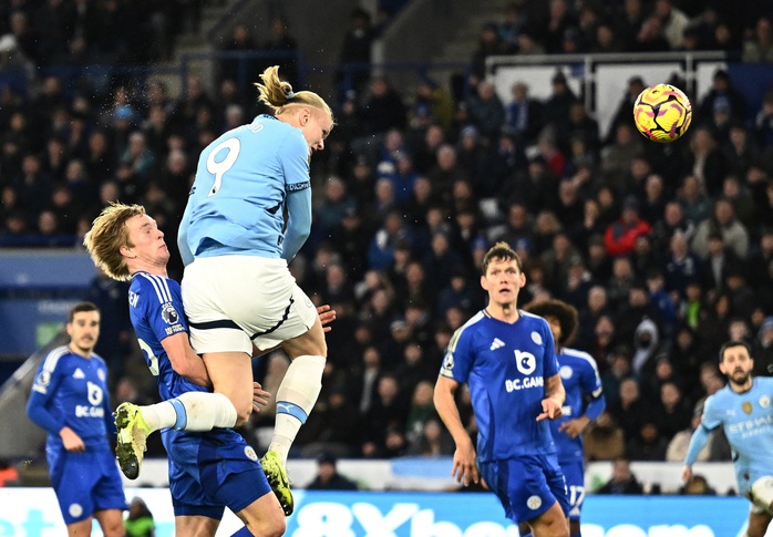 Giải cơn khát chiến thắng, Man City làm nổ tung cầu trường King Power- Ảnh 4. Giải cơn khát chiến thắng, Man City làm nổ tung cầu trường King Power- Ảnh 4.