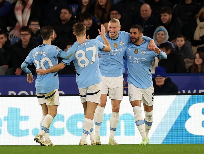 Giải cơn khát chiến thắng, Man City làm nổ tung cầu trường King Power- Ảnh 5. Giải cơn khát chiến thắng, Man City làm nổ tung cầu trường King Power- Ảnh 5.