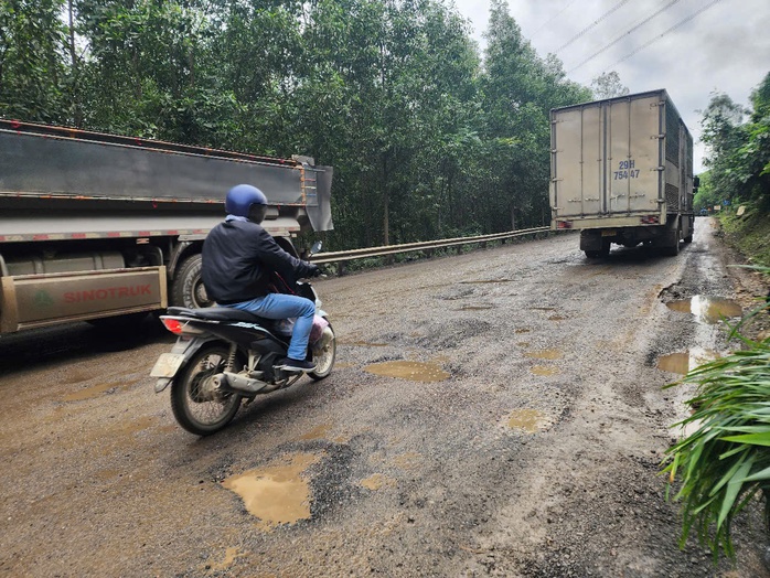 Vì sao Quảng Nam đề xuất chi hơn 2.500 tỉ đồng mở rộng Quốc lộ 14B? - Ảnh 2. Vì sao Quảng Nam đề xuất chi hơn 2.500 tỉ đồng mở rộng Quốc lộ 14B? - Ảnh 2.