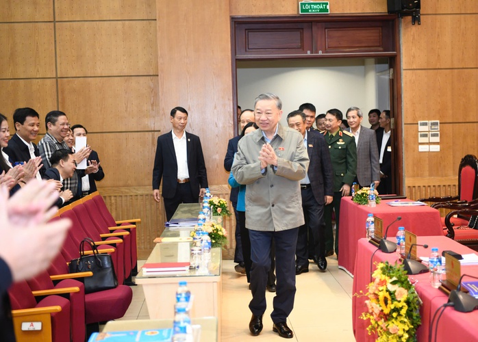 Những hình ảnh Tổng Bí thư Tô Lâm tiếp xúc cử tri TP Hà Nội- Ảnh 2. Những hình ảnh Tổng Bí thư Tô Lâm tiếp xúc cử tri TP Hà Nội- Ảnh 2.