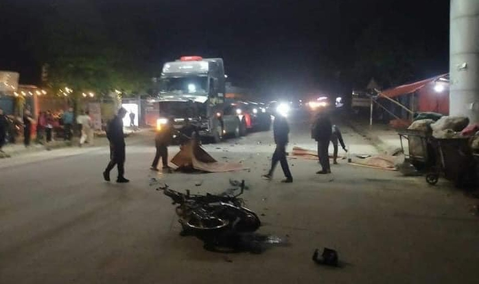 Tạm giữ 2 tài xế trong 2 vụ tai nạn kinh hoàng liên tiếp làm 6 người tử vong- Ảnh 1. Tạm giữ 2 tài xế trong 2 vụ tai nạn kinh hoàng liên tiếp làm 6 người tử vong- Ảnh 1.