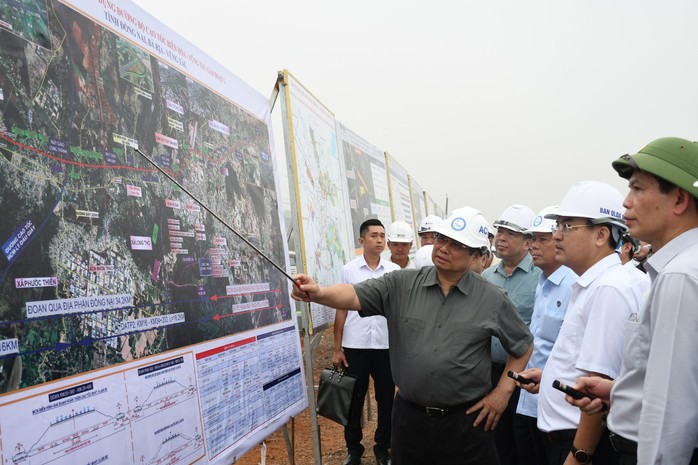 Hình ảnh Thủ tướng Phạm Minh Chính thị sát sân bay Long Thành- Ảnh 3. Hình ảnh Thủ tướng Phạm Minh Chính thị sát sân bay Long Thành- Ảnh 3.
