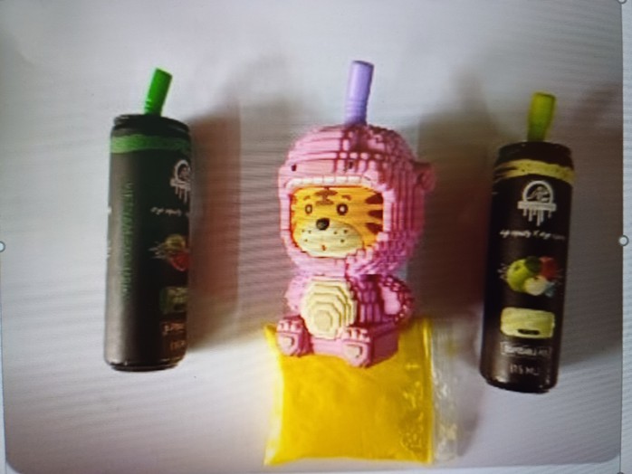 Nam sinh ngộ độc, tổn thương não vì hút thuốc lá điện tử trộn ma túy- Ảnh 1. Nam sinh ngộ độc, tổn thương não vì hút thuốc lá điện tử trộn ma túy- Ảnh 1.